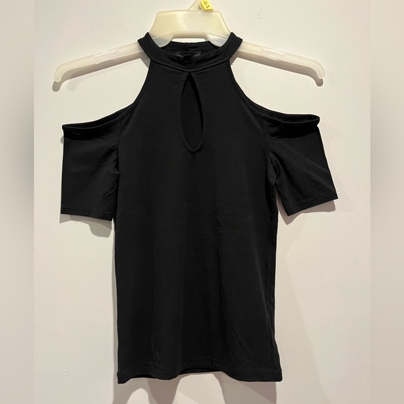 Guess Black Cold Shoulder Blouse - Picture 1 of 4